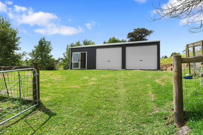 Photo of property in 132 Glenmore Road, Coatesville, Albany, 0793