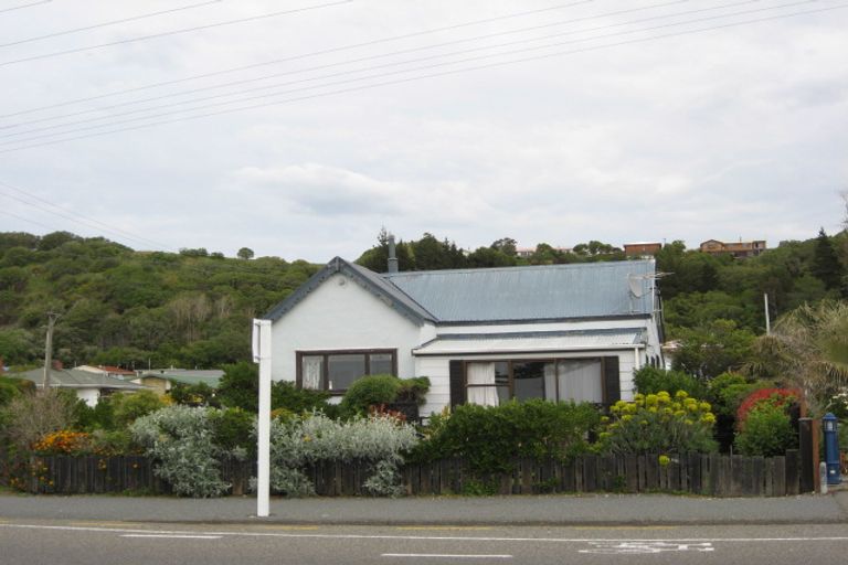 Photo of property in 180 Esplanade, Kaikoura, 7300