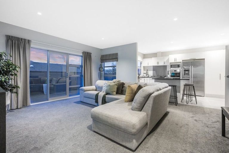 Photo of property in 17 John Burke Drive, Aotea, Porirua, 5024