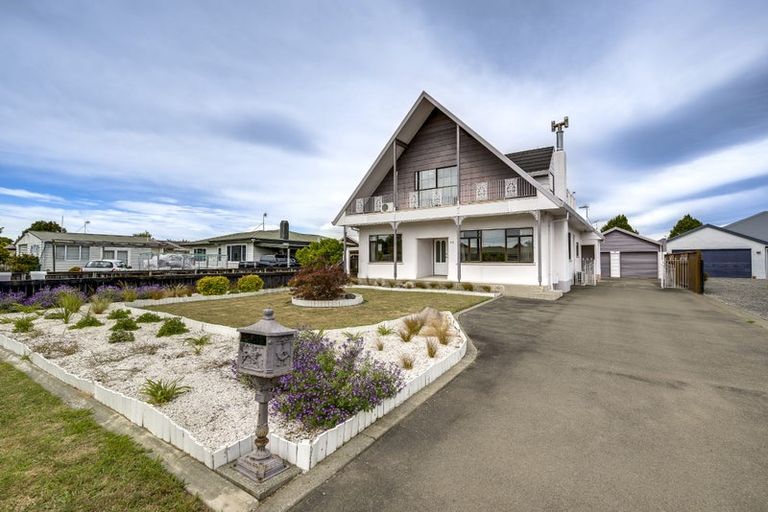 Photo of property in 32 Auckland Road, Greenmeadows, Napier, 4112