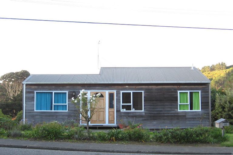 Photo of property in 83 Leinster Avenue, Raumati South, Paraparaumu, 5032
