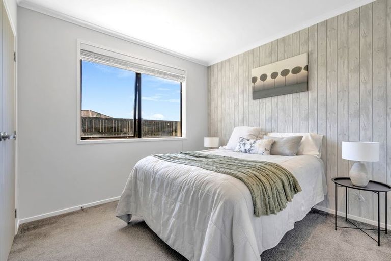 Photo of property in 6 Tavarnya Way, Patumahoe, Pukekohe, 2679