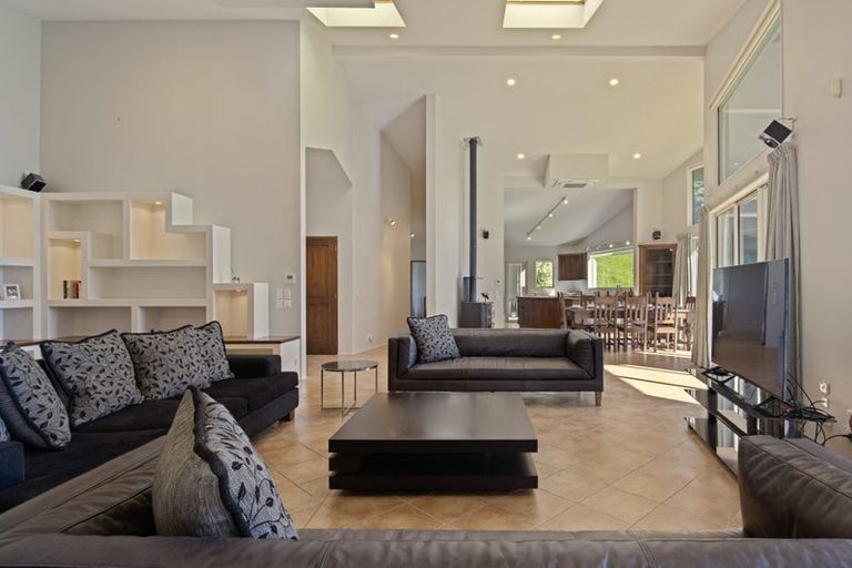 Photo of property in 5564 Kenepuru Road, Waitaria Bay, Picton, 7282