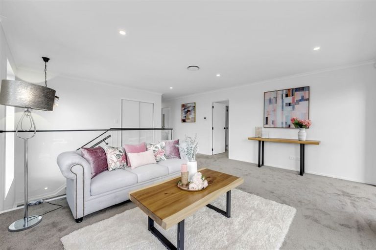 Photo of property in 215a Murphys Road, Flat Bush, Auckland, 2019