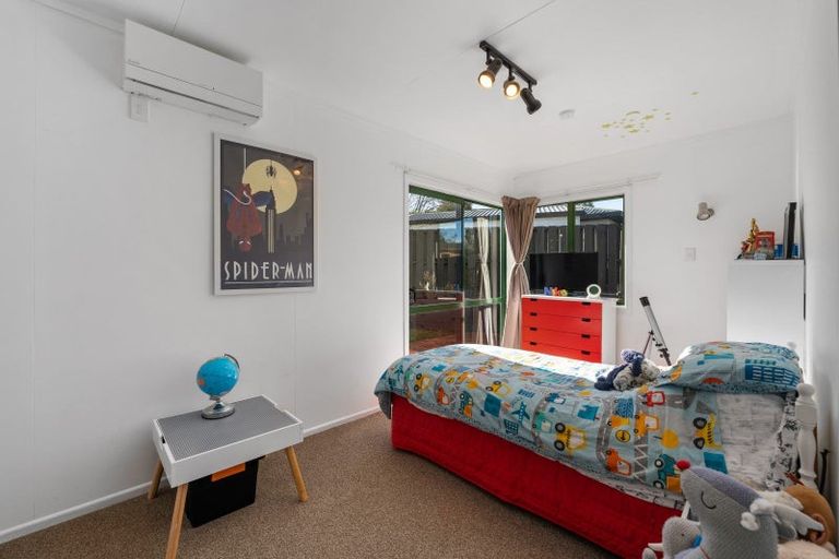 Photo of property in 3 Boundary Road, Waipahihi, Taupo, 3330