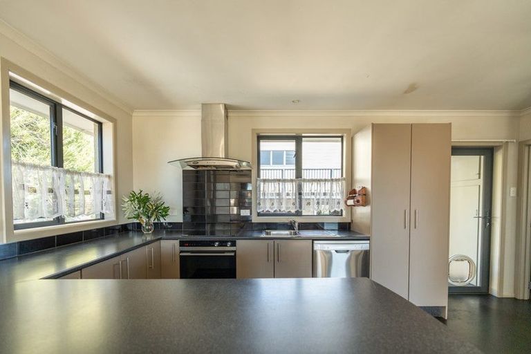 Photo of property in 27 Shakespeare Street, Milton, 9220