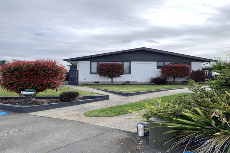 Photo of property in 12 Manchester Place, Rangiora, 7400