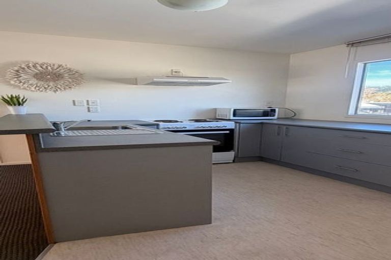 Photo of property in 5/27 Drummond Street, Mount Cook, Wellington, 6021