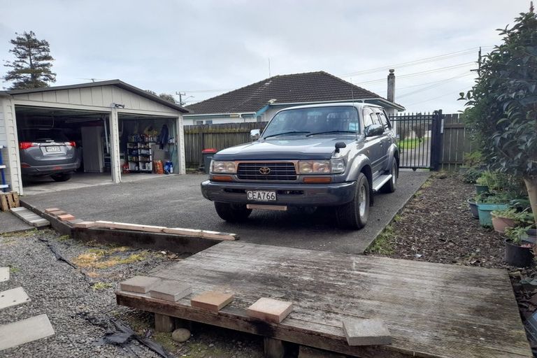 Photo of property in 2/62 Weymouth Road, Manurewa, Auckland, 2102