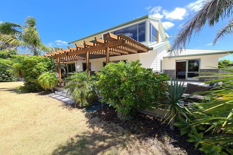 Photo of property in 113 Cordyline Crescent, Matarangi, Whitianga, 3592