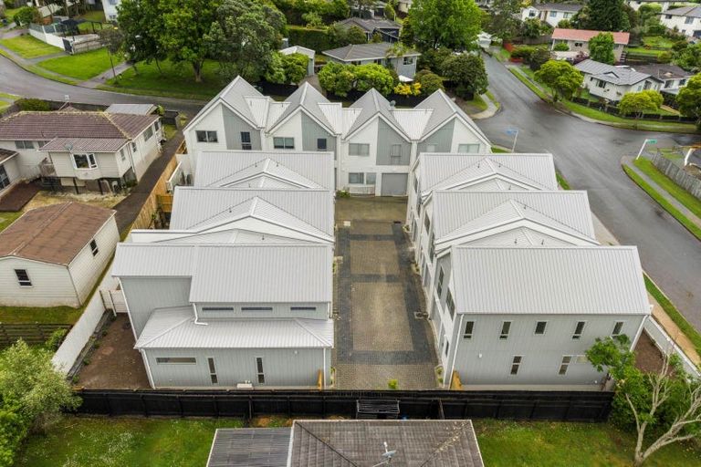 Photo of property in 10c Clensmore Place, Torbay, Auckland, 0630