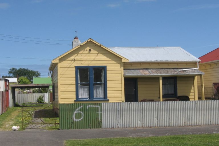 Photo of property in 67 Niblett Street, Whanganui, 4500