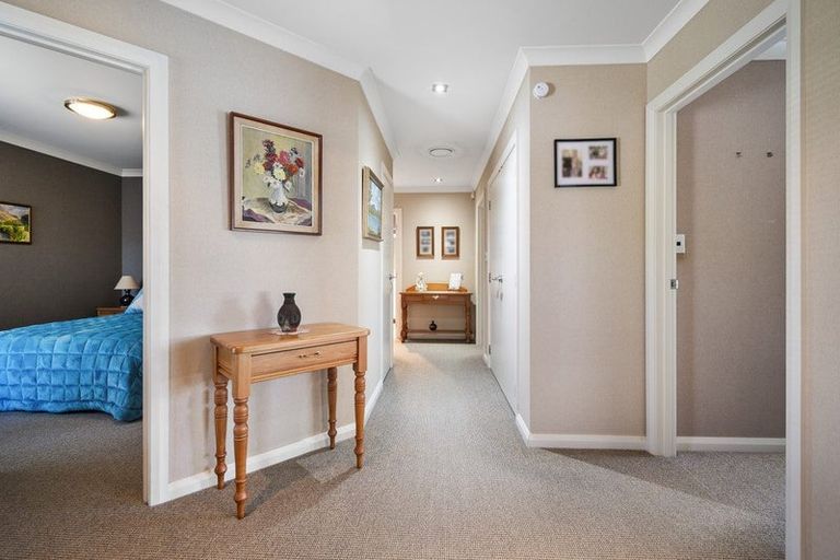 Photo of property in 27a Knowles Street, Terrace End, Palmerston North, 4410