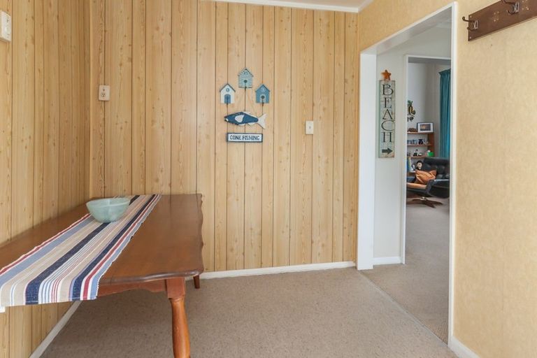 Photo of property in 11a Rangitane Street, Himatangi Beach, Foxton, 4891