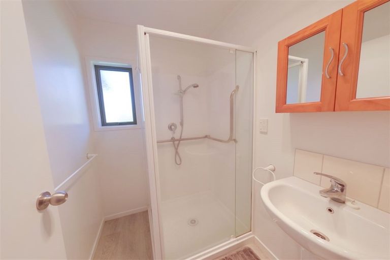 Photo of property in Mayfair Gardens, 3/2 Mayfair Close, Whitianga, 3510