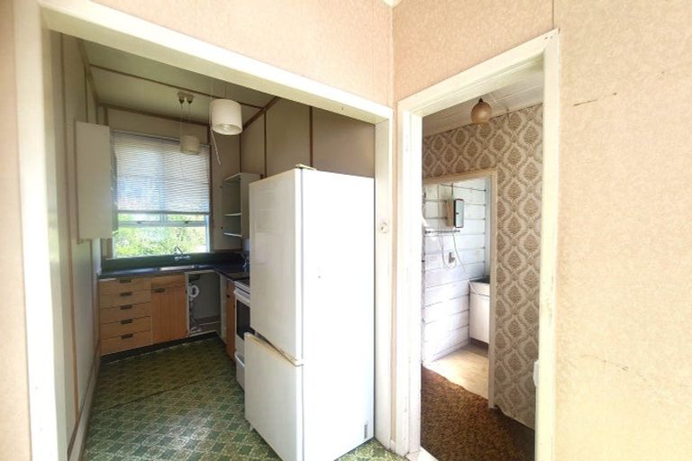 Photo of property in 3 King Street, Opunake, 4616