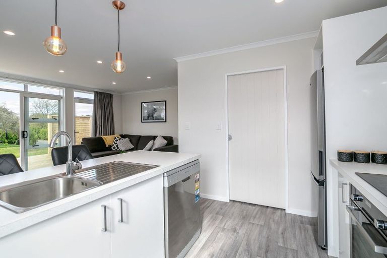 Photo of property in 20 Burgundy Drive, Martinborough, 5711