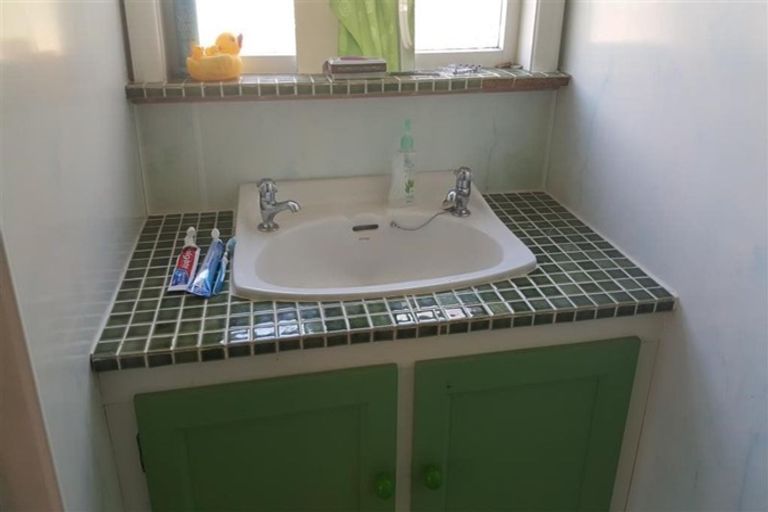 Photo of property in 87 Marine Parade, Paraparaumu Beach, Paraparaumu, 5032