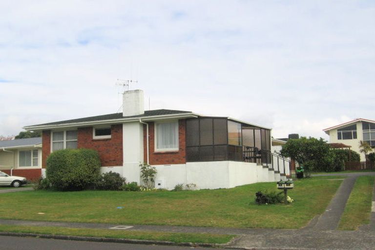 Photo of property in 15 Freyberg Street, Otumoetai, Tauranga, 3110