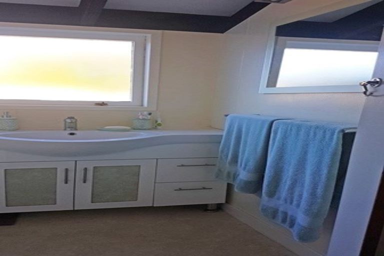 Photo of property in 10 Snowdon Place, Darfield, 7510