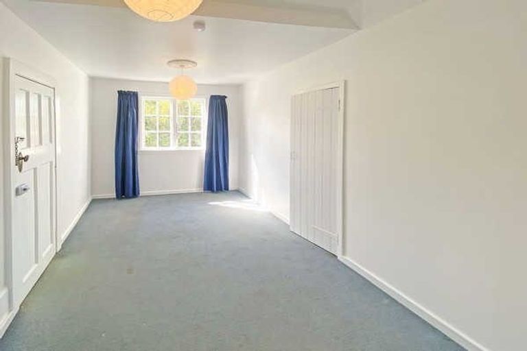 Photo of property in 142 Totara Street, Riccarton, Christchurch, 8041