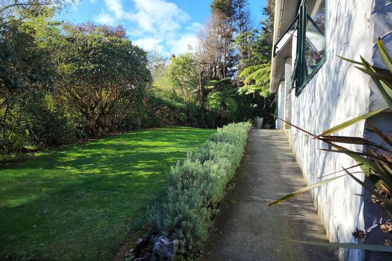 Photo of property in 30 Crest Road, Akatarawa, Upper Hutt, 5372