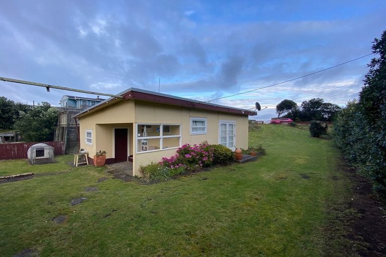 Photo of property in 23 Point Road, Mokau, 4376