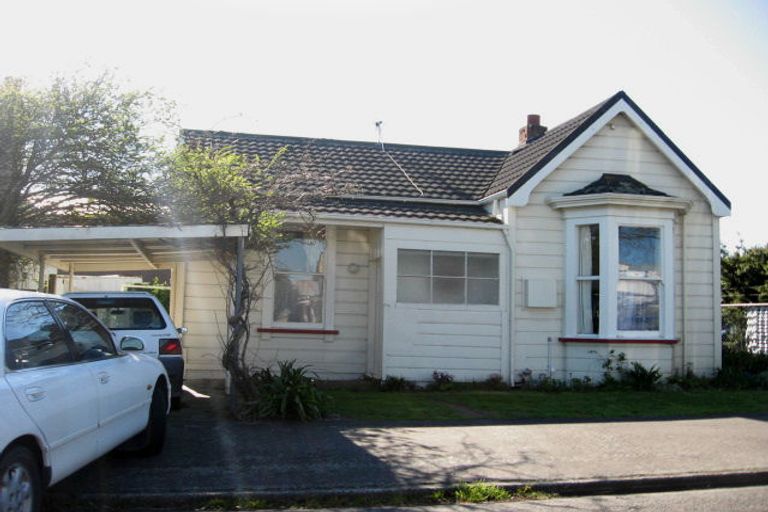 Photo of property in 19 Snelson Street, Palmerston North, 4410