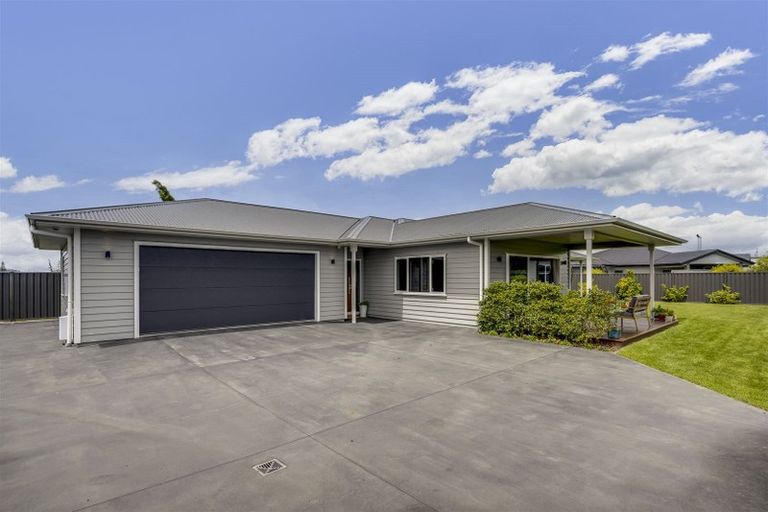 Photo of property in 20 Pukaki Place, Poraiti, Napier, 4112