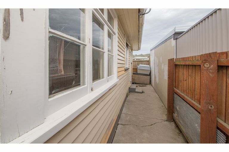 Photo of property in 14 Tanner Street, Woolston, Christchurch, 8023