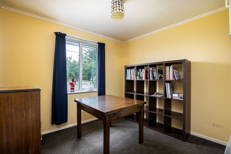 Photo of property in 80 Strange Street, Waitara, 4320