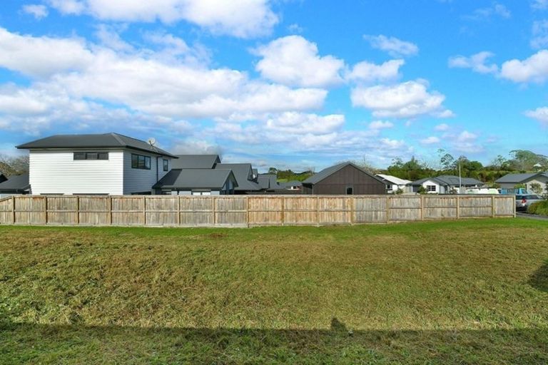 Photo of property in 12 Magnolia Lane, Kaukapakapa, 0875