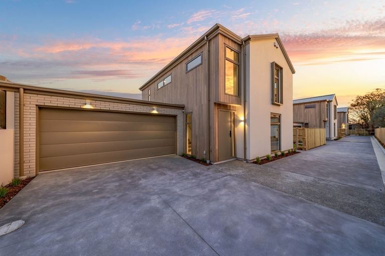Photo of property in 1/79 Condell Avenue, Papanui, Christchurch, 8053