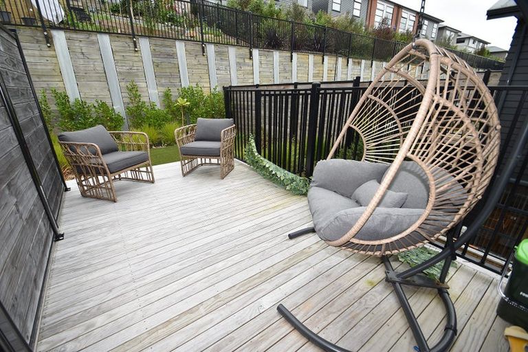 Photo of property in 23 Barrel Crescent, Swanson, Auckland, 0614