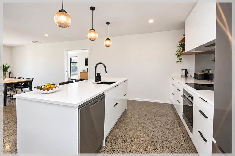 Photo of property in 62a Norbiton Road, Foxton, 4814