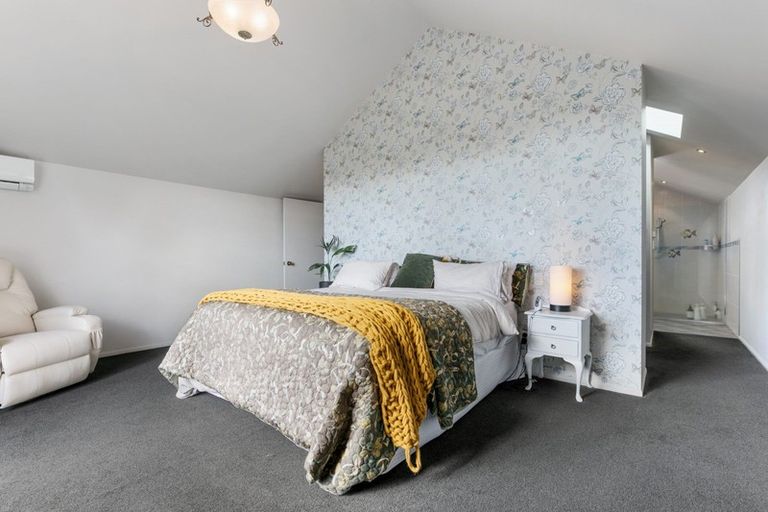 Photo of property in 60a Oxford Street, Te Puke, 3119