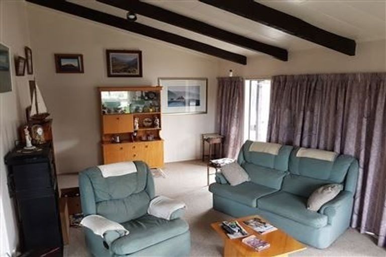 Photo of property in 34 East Belt, Rangiora, 7400