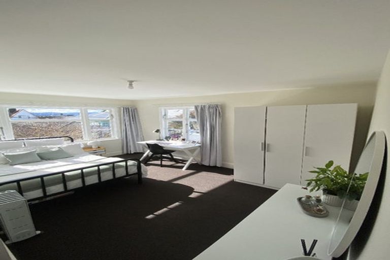 Photo of property in 11 Salisbury Terrace, Mount Cook, Wellington, 6021