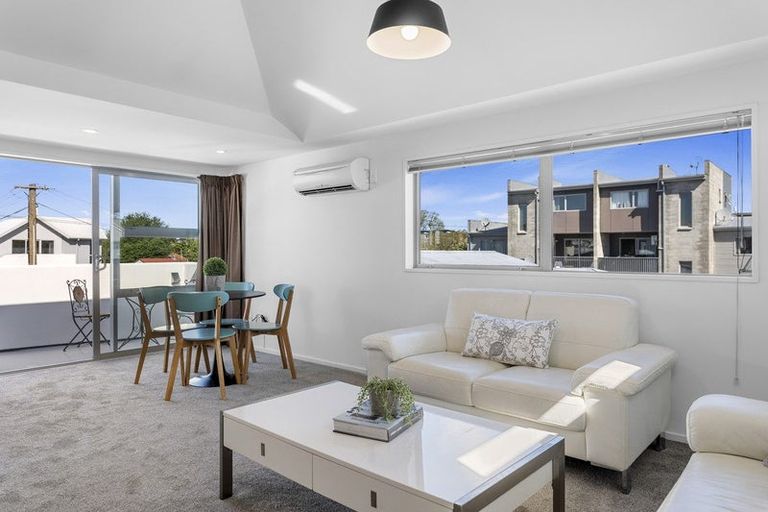 Photo of property in 4/473 Barbadoes Street, Edgeware, Christchurch, 8013