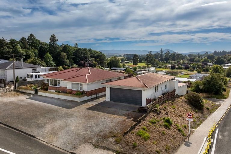 Photo of property in 70 Tiverton Street, Palmerston, 9430