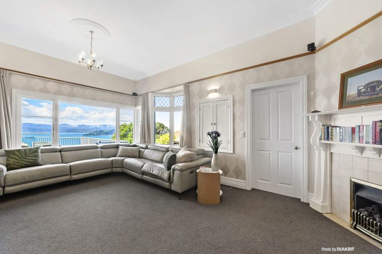 Photo of property in 32 Upper Watt Street, Wadestown, Wellington, 6012