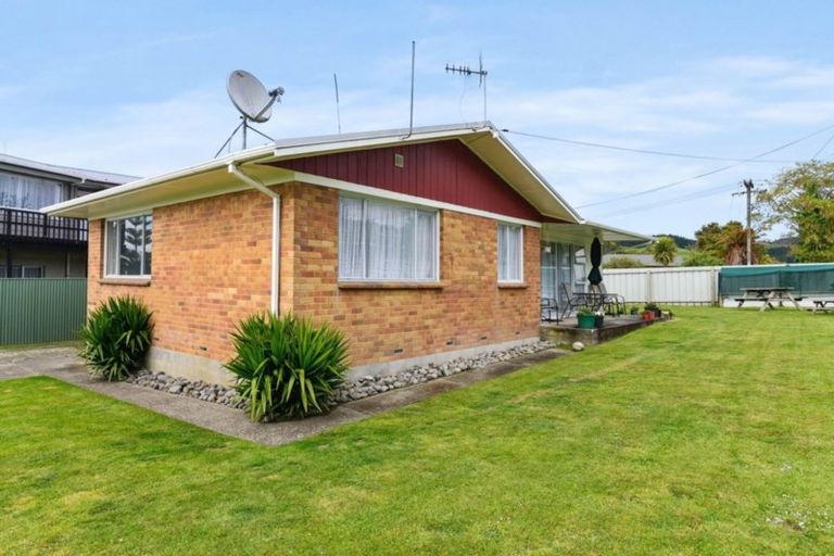 Photo of property in 14 Bay Grove, Pukehangi, Rotorua, 3015