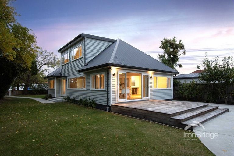 Photo of property in 241 Weston Road, St Albans, Christchurch, 8052