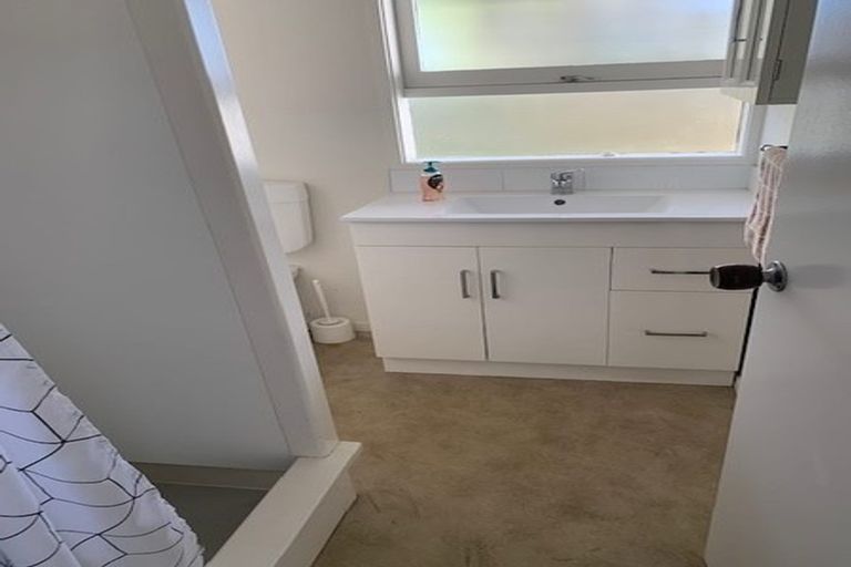 Photo of property in 4/28 Wolsley Avenue, Milford, Auckland, 0620