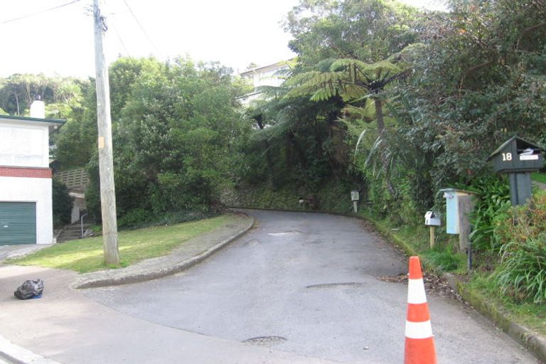 Photo of property in 24 Hollies Crescent, Johnsonville, Wellington, 6037