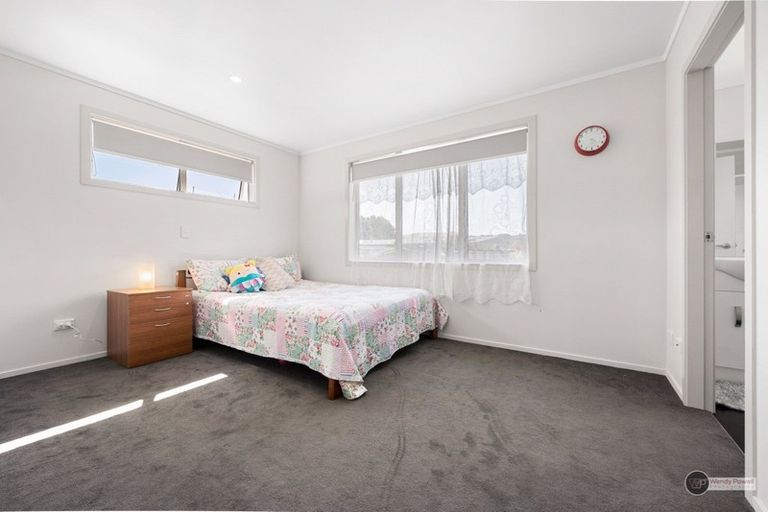 Photo of property in 13a Treadwell Street, Naenae, Lower Hutt, 5011