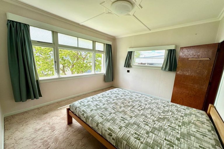 Photo of property in 228 Clyde Street, Balclutha, 9230