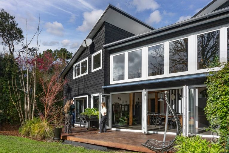 Photo of property in 45 Arthur Street, Riverhead, 0820