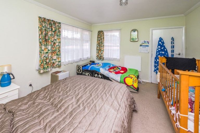 Photo of property in 63 Great North Road, Saint Johns Hill, Whanganui, 4501
