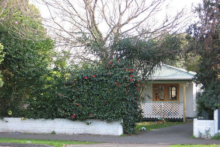 Photo of property in 570 Ruahine Street, Hokowhitu, Palmerston North, 4410